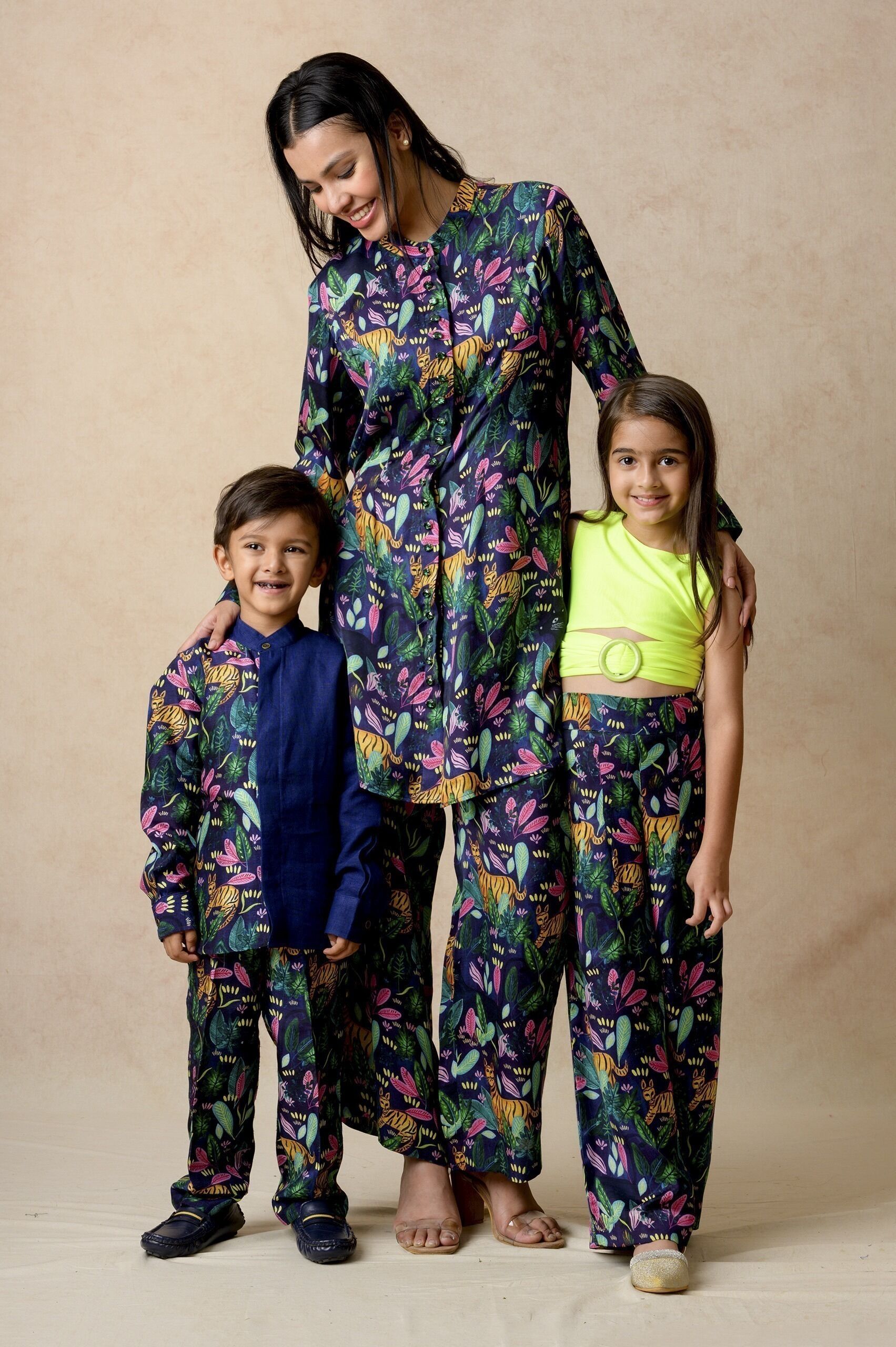 Half N Half Linen Shirt - Image 4