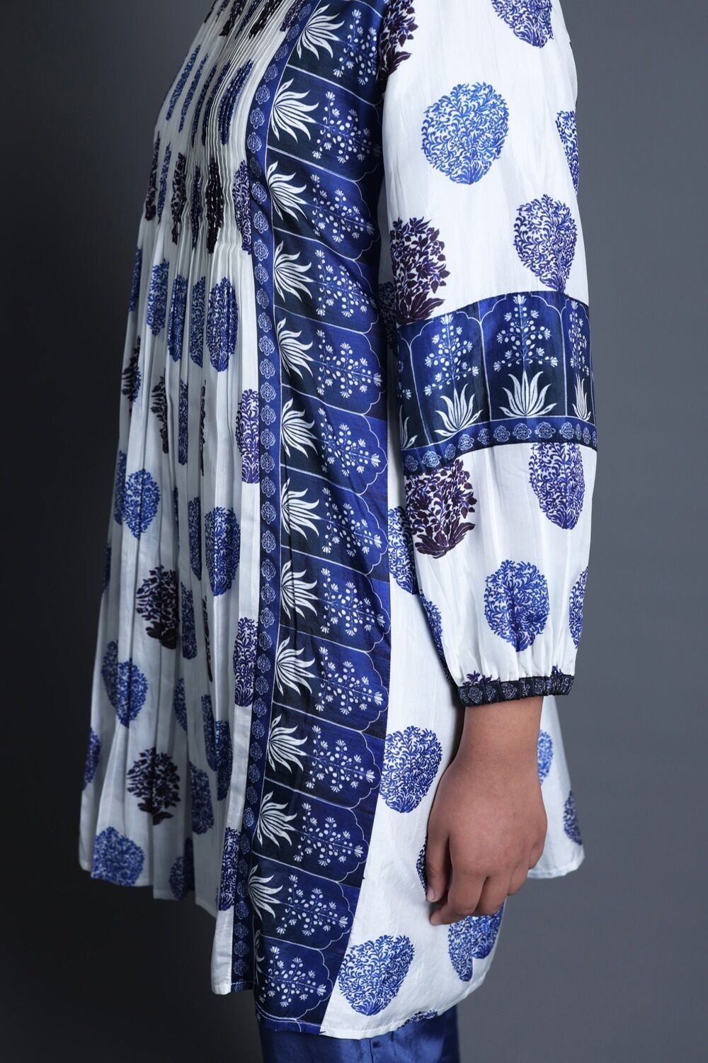 Pleated Kurti With Pant - Image 6