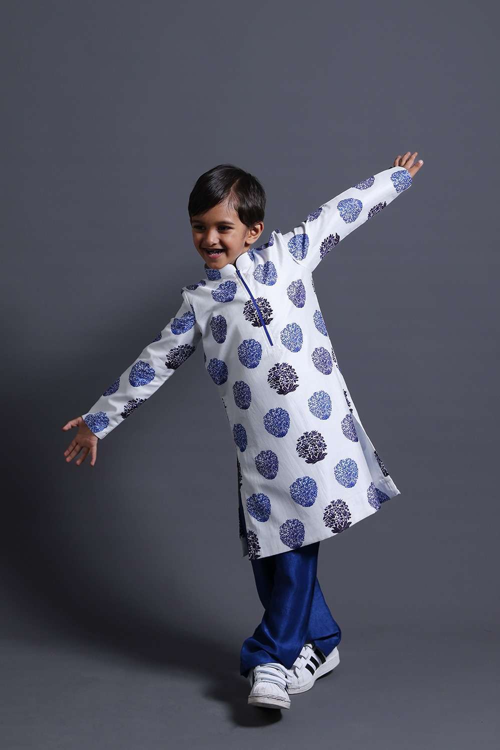 Neeli Buti Leather Work Twinning Set for Father + Son - Image 4