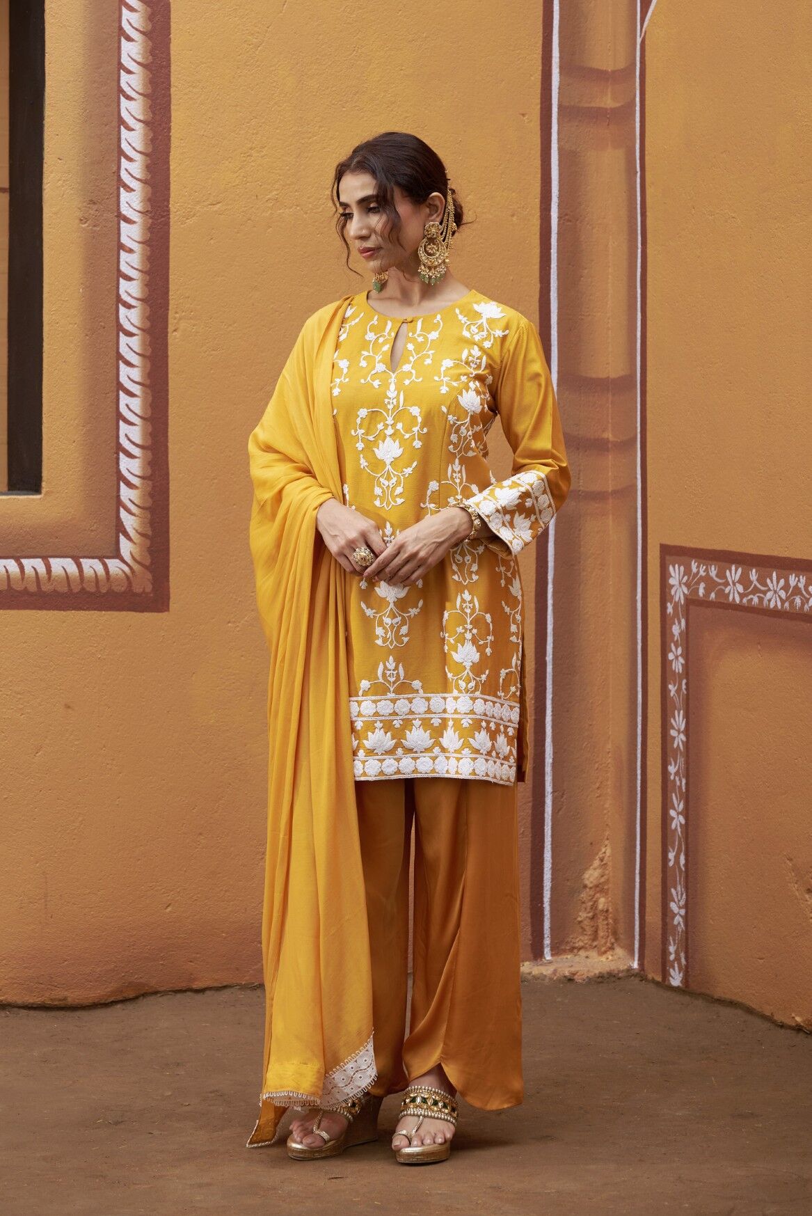 Lotus motif thread work golden yellow kurta set - Image 7