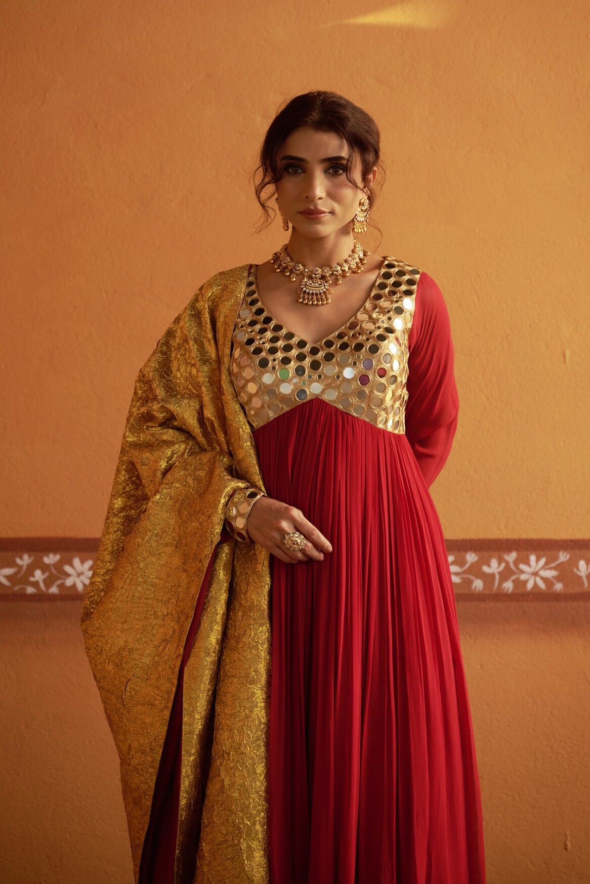 Hand-Embroidered Anarkali with twin dupatta - Image 3